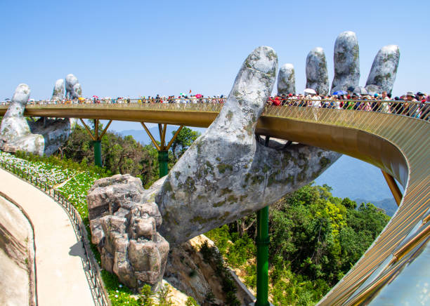 DAY 7: DANANG – BANA HILLS – GOLDEN BRIDGE (SIC TOUR)