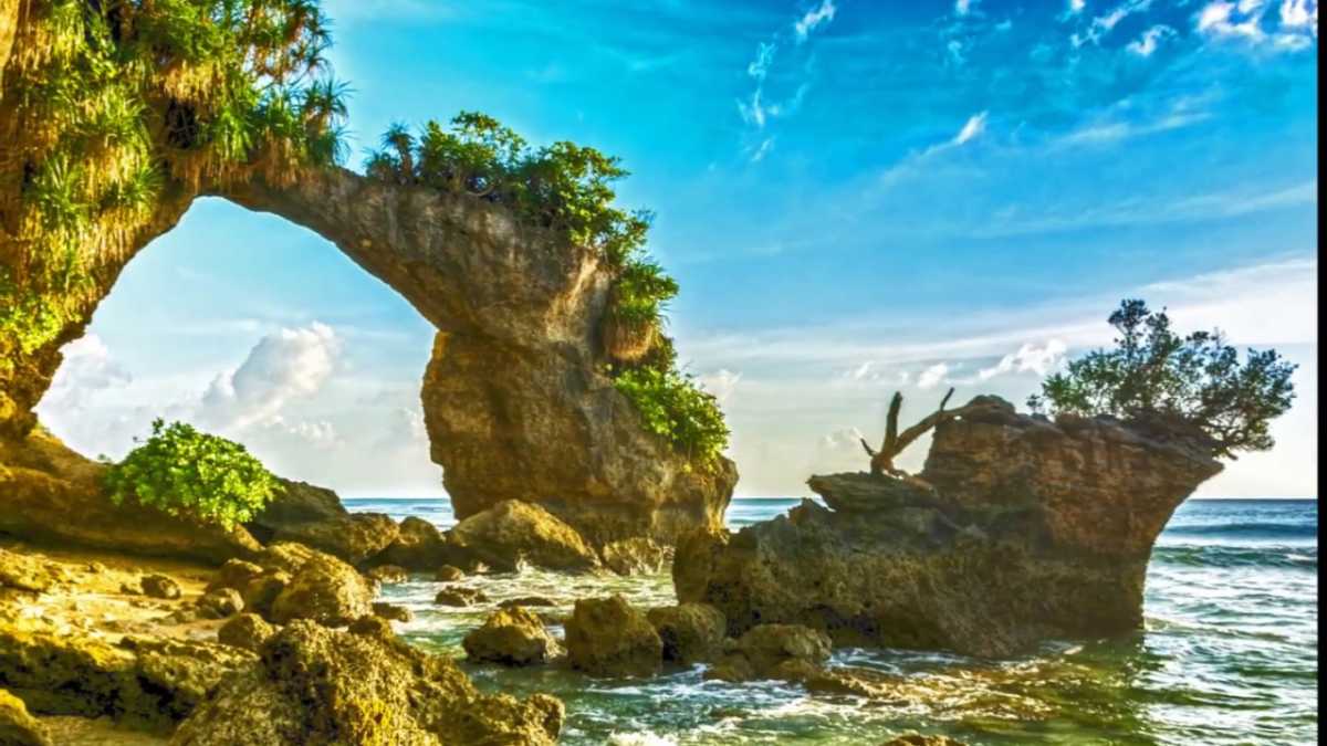 Day 6: Havelock to Neil Island – Natural Bridge & Beaches