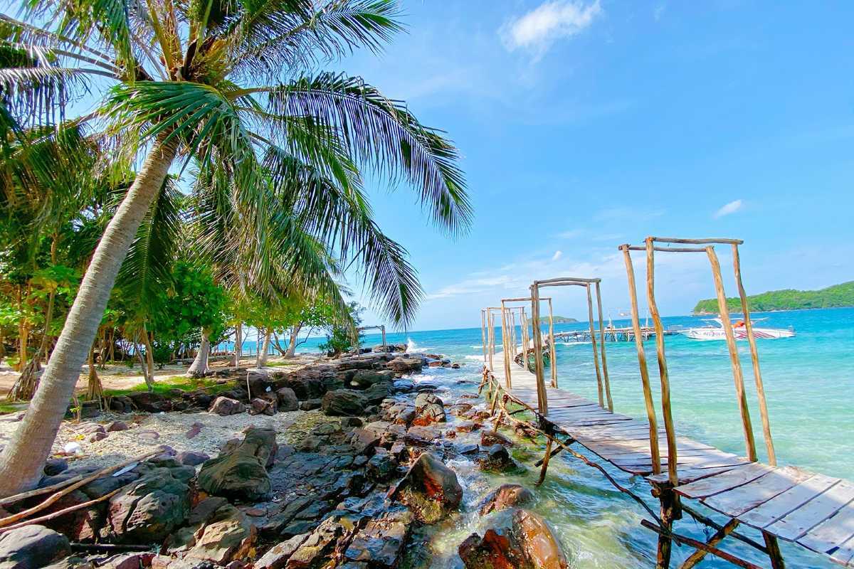 DAY 9: HO CHI MINH DEPARTURE